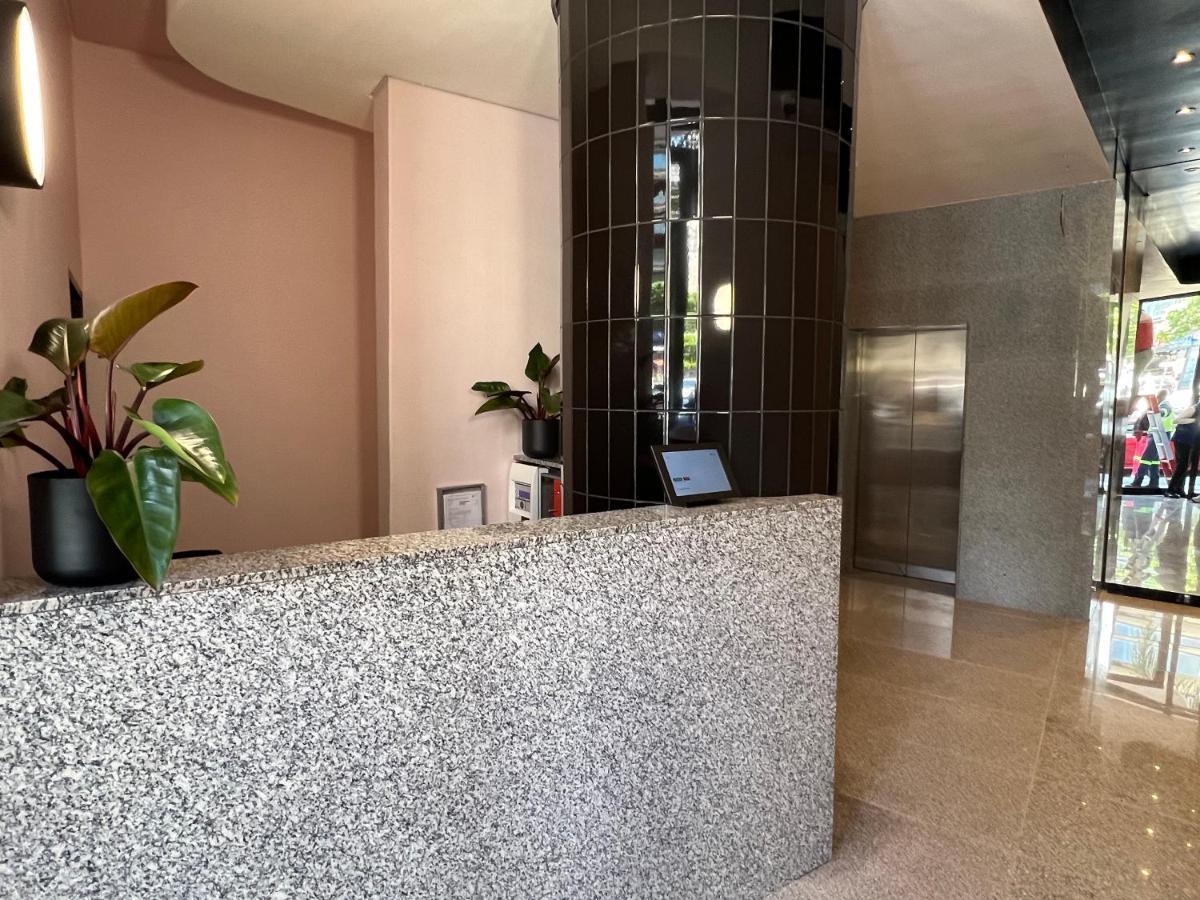 Flamingo Sea Point Sea View Luxury Best Position 1 Bedroom Apartment Queen Size Bed & Inverter For Tv Cape Town Eksteriør bilde